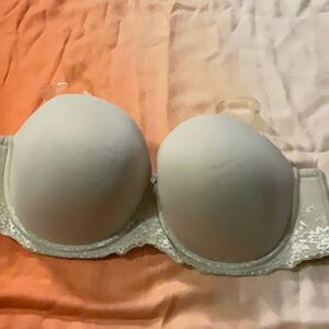 Torrid bra size 44 D